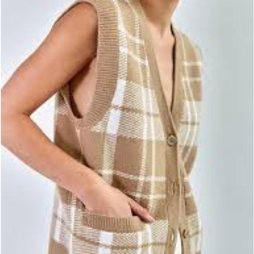 Wilfred Hattie Vest - Picture 2 of 3